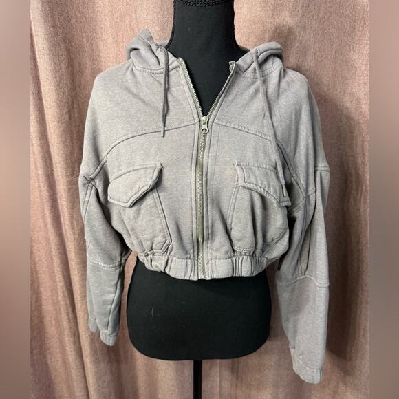 Reserve Fairfax Gray Cropped Zip Up Hoodie Hooded Sweatshirt Utility Size M - Picture 2 of 6